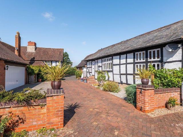 4 bedroom property for sale
