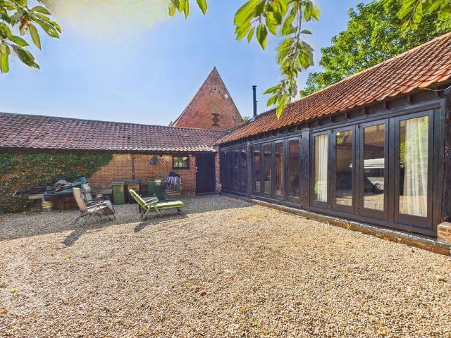 4 bedroom property for sale