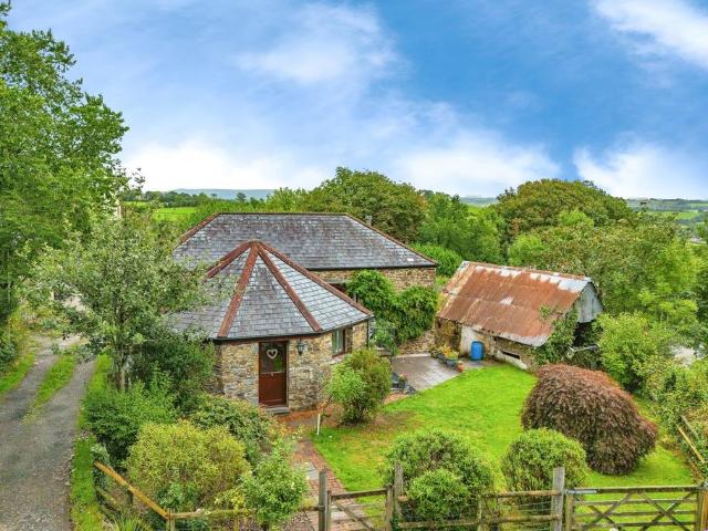4 bedroom property for sale