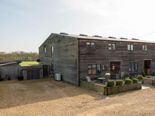 4 bedroom property for sale