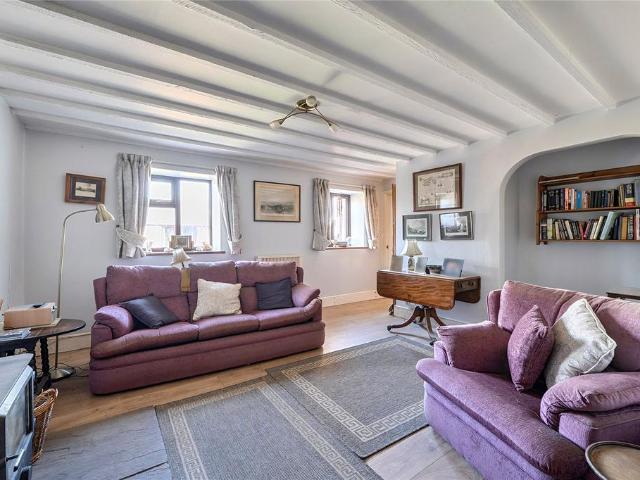 4 bedroom property for sale