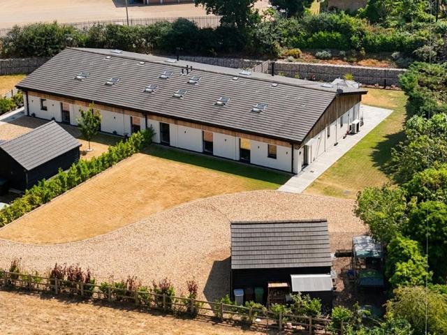 4 bedroom property for sale