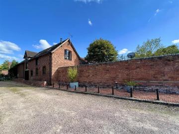 4 bedroom property for sale
