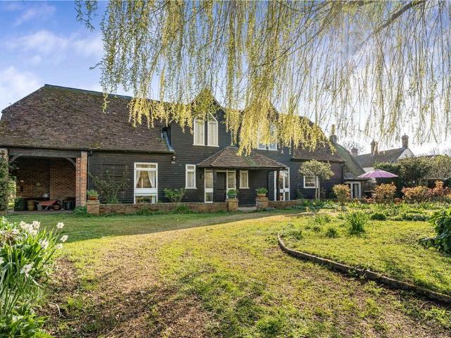4 bedroom property for sale