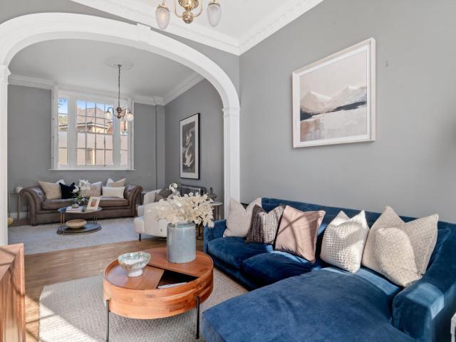 4 bedroom property in Prebend Street, Islington, London, N1 £6,950 pcm | Chestertons