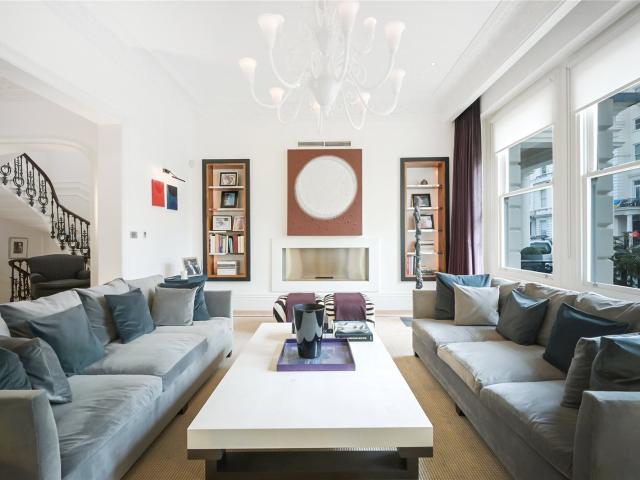 4 bedroom property in Queens Gate Terrace, South Kensington, London, SW7 £45,000 pcm | Chestertons
