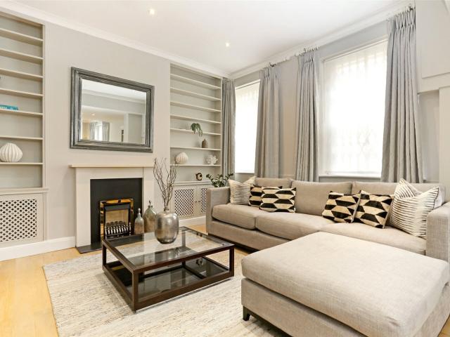 4 bedroom property in Wilton Crescent, Belgravia, London, SW1X £8,500 pcm | Chestertons