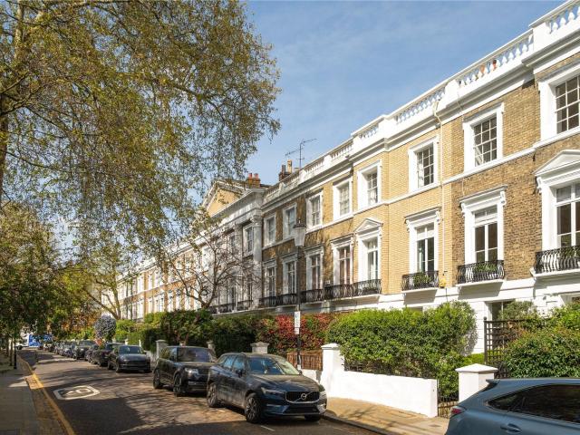 4 bedroom property to let in Margaretta Terrace, Chelsea, London, SW3 £12,000 pcm