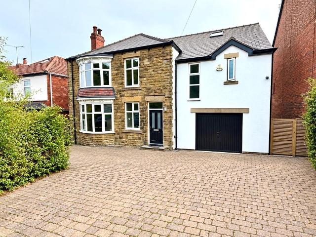 4 bedroom property to let in Meadow Head, Sheffield, S8 £2,300 pcm