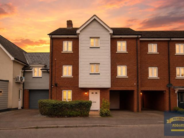 4 bedroom property to let in Glebe Road, Colchester £1,900 pcm