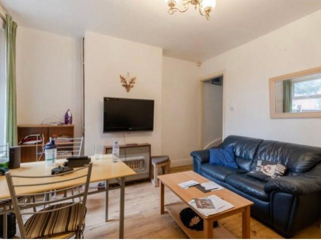 4 bedroom property to let in 107 TIVERTON ROAD £408 pw