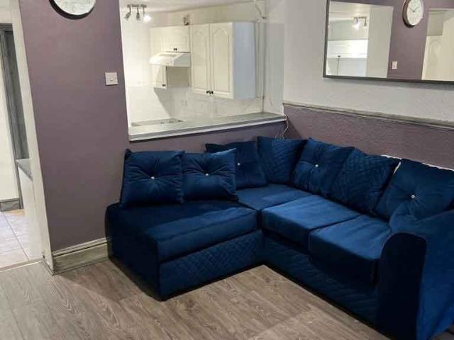 4 bedroom property to let in 47 ALTON ROAD £448 pw