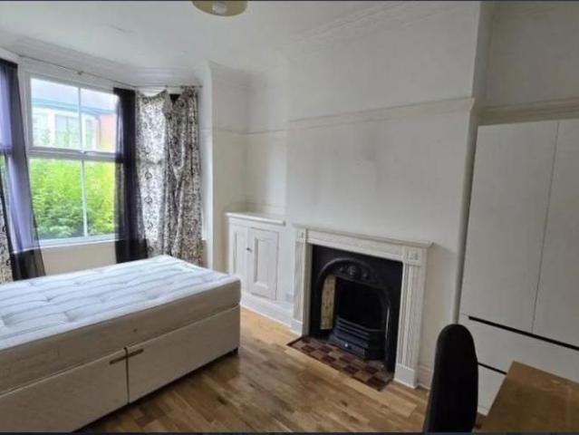 4 bedroom Property To Let
