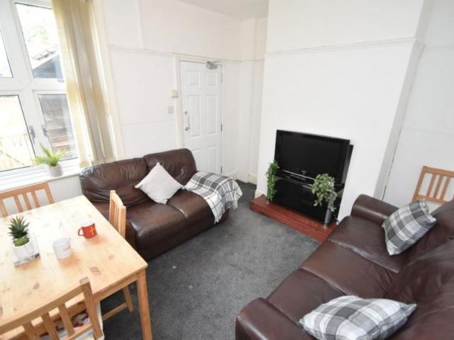 4 bedroom Property To Let