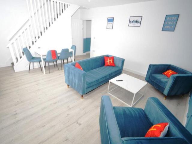 4 bedroom Property To Let