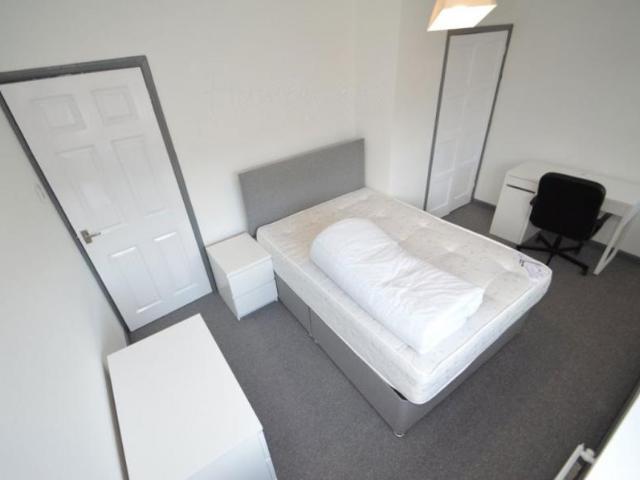 4 bedroom Property To Let