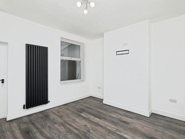 4 bedroom property to rent