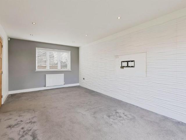 4 bedroom property to rent
