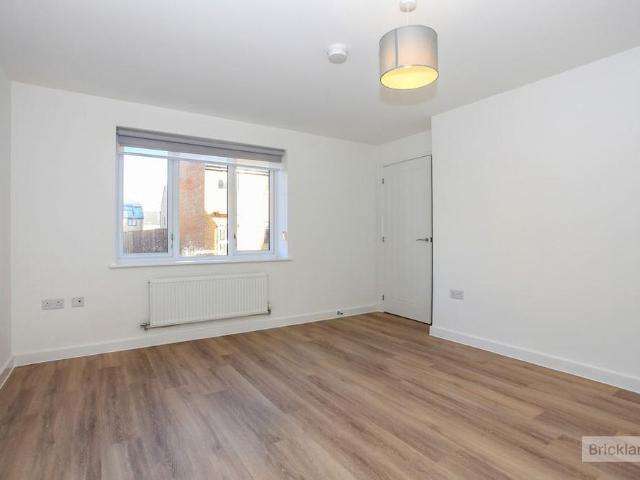 4 bedroom property to rent