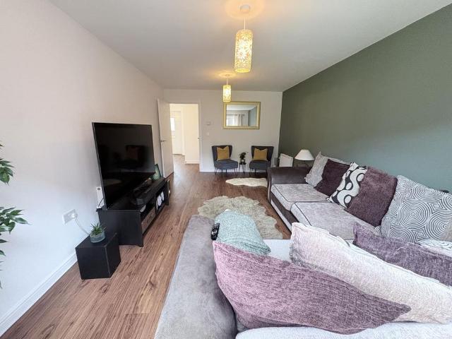 4 bedroom property to rent