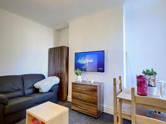 4 bedroom property to rent