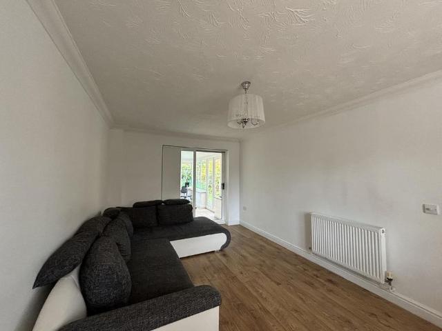 4 bedroom property to rent