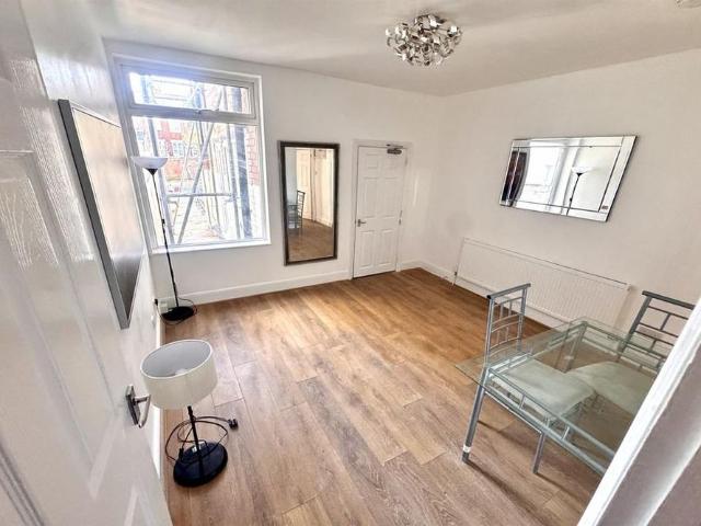 4 bedroom property to rent