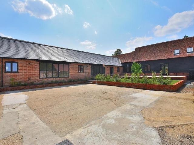 4 bedroom property to rent