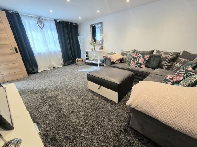 4 bedroom property to rent