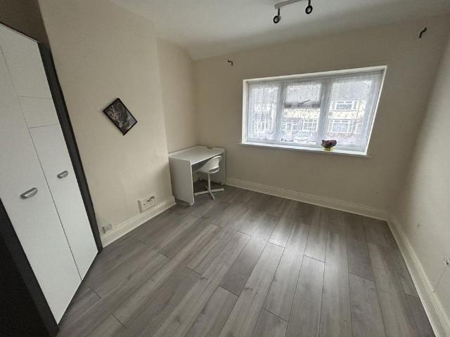 4 bedroom property to rent