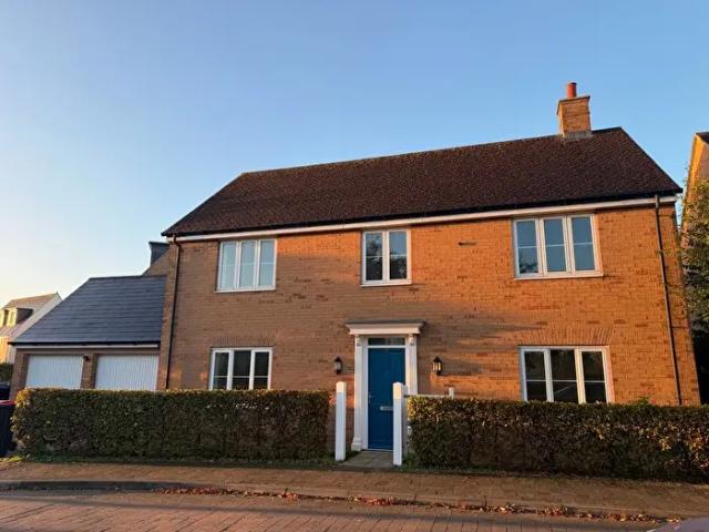 4 Bedroom Property To Rent In Trafalgar Drive, Milton Keynes, MK10