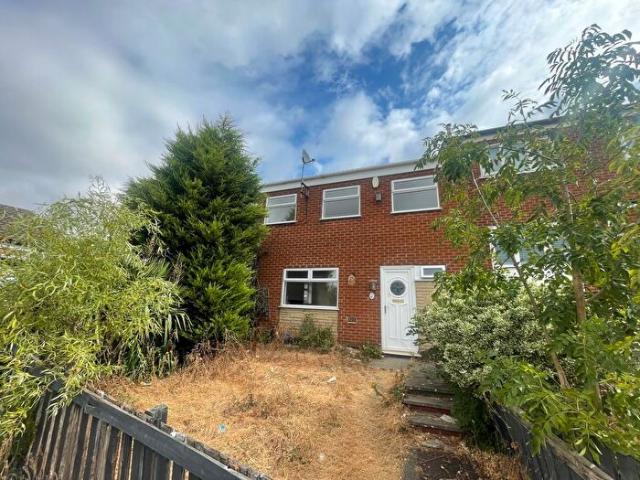 4 Bedroom Property To Rent In Winscale Gardens, Nottingham, NG5