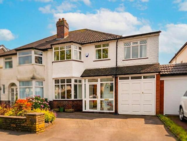 4 Bedroom Property To Rent In Cropthorne Road, Shirley, Solihull, B90