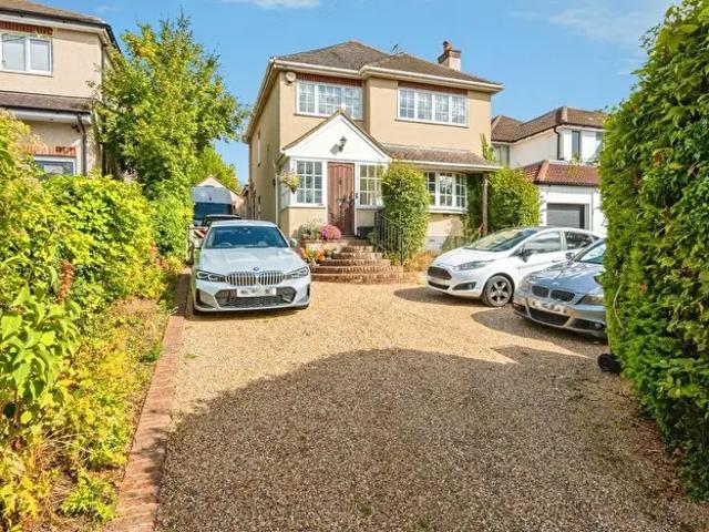 4 Bedroom Property To Rent In Northampton Road, Bromham, Bedford, MK43