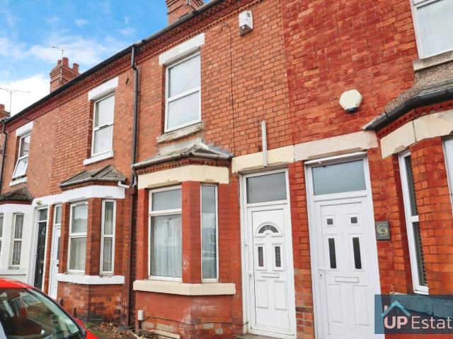 4 bedroom property to rent on Sandy Lane, Coventry