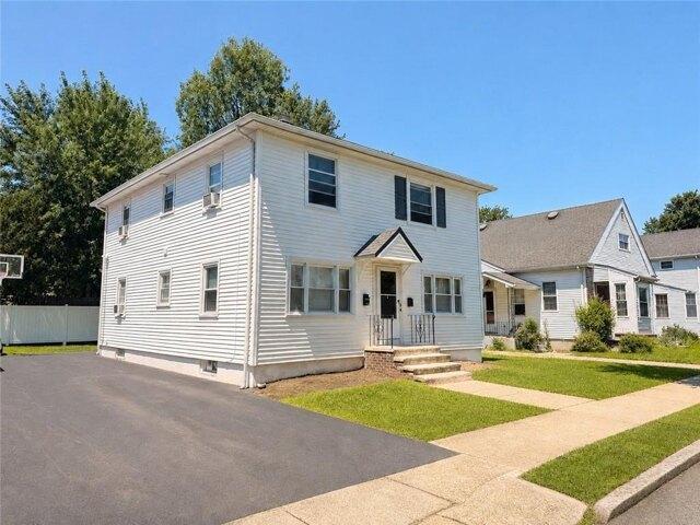 4 bedroom, Providence RI 02908 104853411