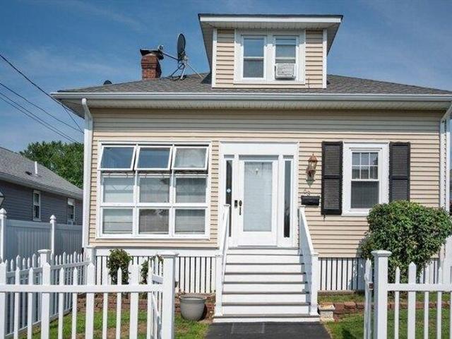 4 bedroom, Quincy MA 02169 105416952