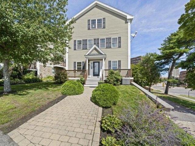 4 bedroom, Quincy MA 02169 105513026