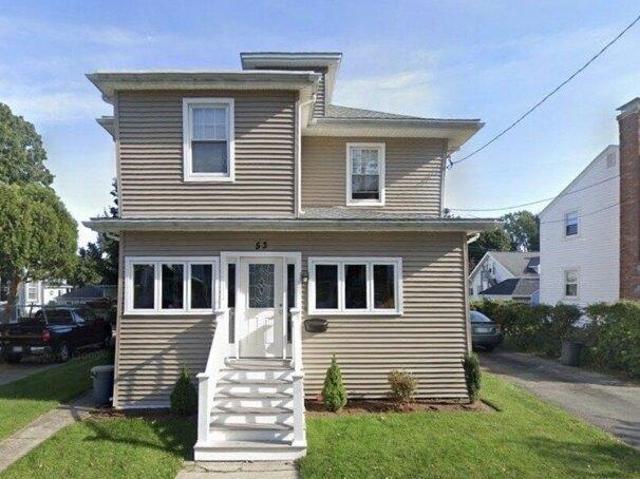 4 bedroom, Quincy MA 02170 105400199