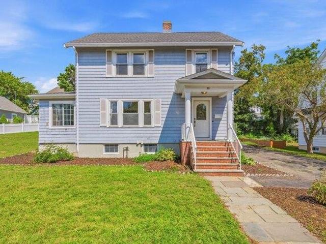 4 bedroom, Quincy MA 02170 105400912