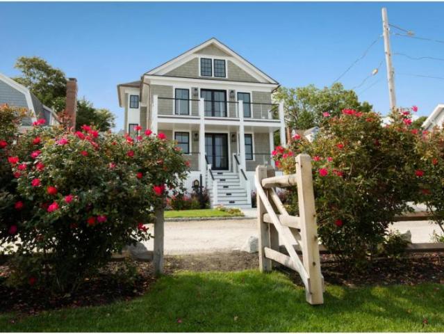 4 bedroom, Quincy MA 02171 LS104648934