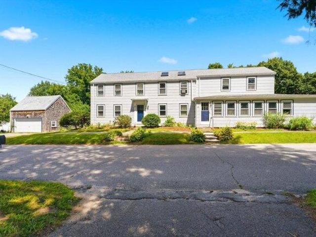 4 bedroom, Rowley MA 01969 105425245