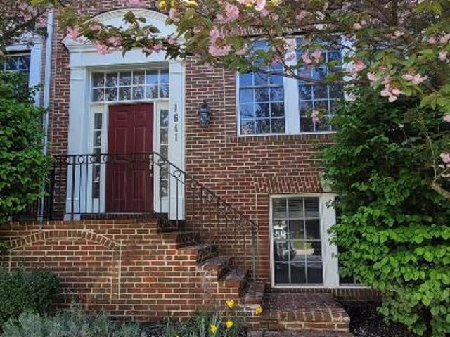 4 bedroom, Rockville MD 20850 105357818