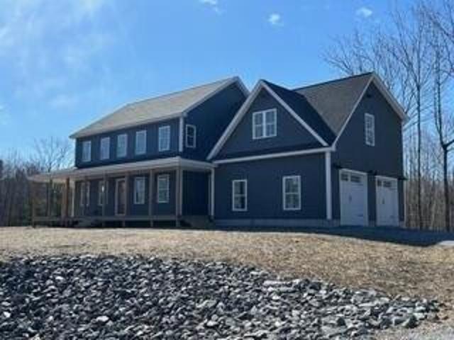 4 bedroom, Raymond ME 04071 104831747