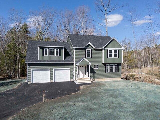 4 bedroom, Raymond NH 03077 104848951