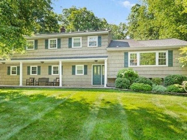 4 bedroom, Randolph NJ 07869 105274758
