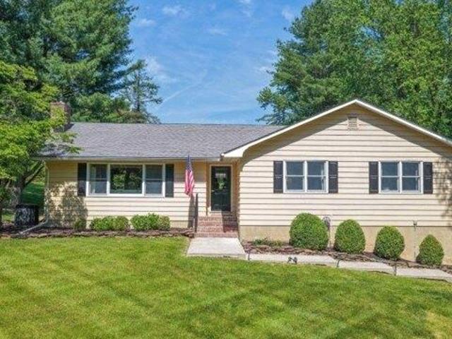 4 bedroom, Raritan NJ 08822 105277140