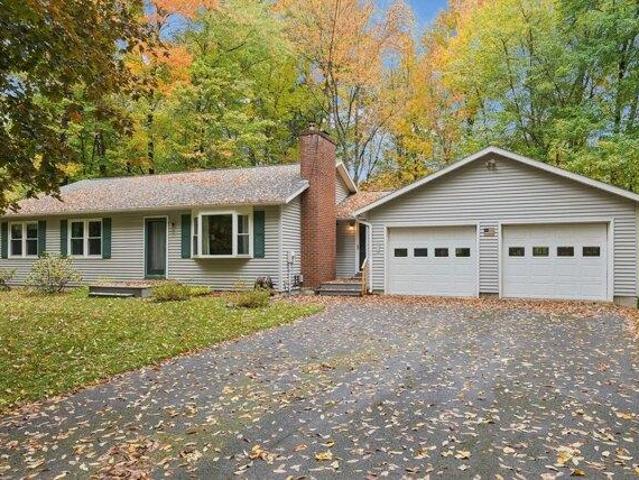 4 bedroom, Readfield ME 04355 105831003