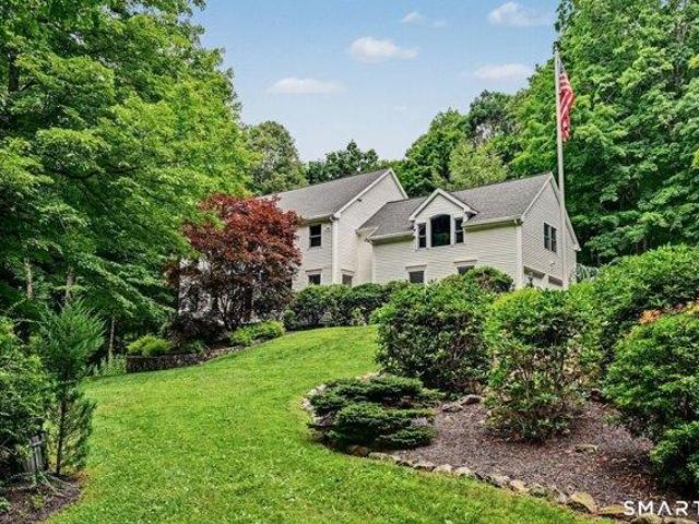 4 bedroom, Redding CT 06896 104833397