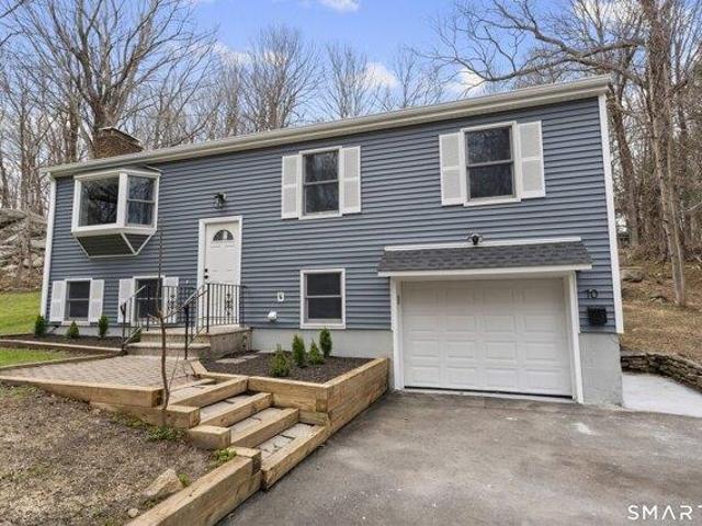 4 bedroom, Redding CT 06896 105532606